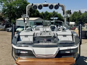 2019-mastercraft-x22-140317-image15.webp