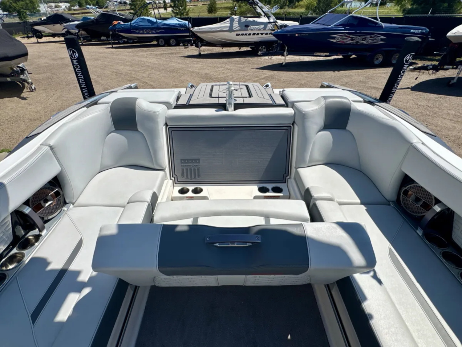 2019 MasterCraft X22 - ALMOST NEW