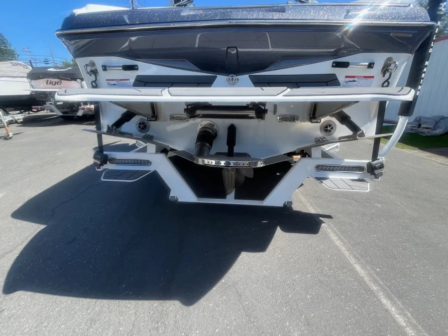 2020-centurion-fi23-140318-image1.webp