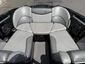 2018-mastercraft-xt23-140320-image10.webp
