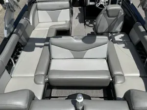 2018-mastercraft-xt23-140320-image16.webp