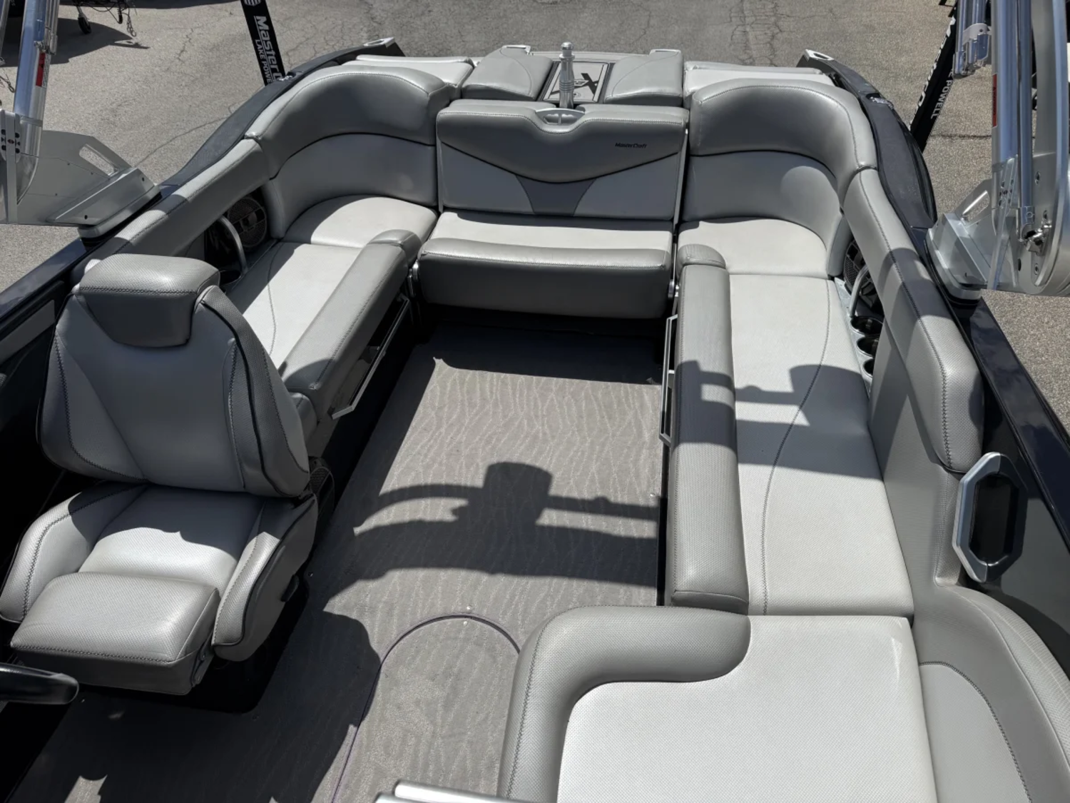 2018 23' MasterCraft X23 Bowrider
