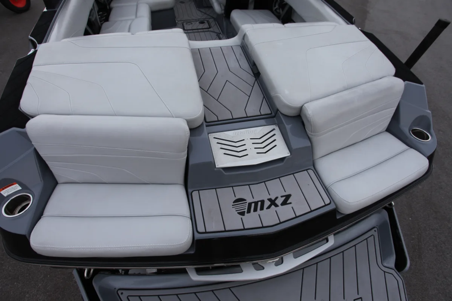 2019 Malibu Wakesetter 22MXZ