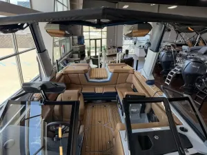 2025-nautique-g23-104873-image2.webp