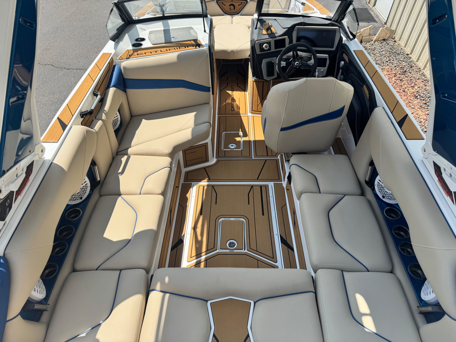 2026 Centurion NV233