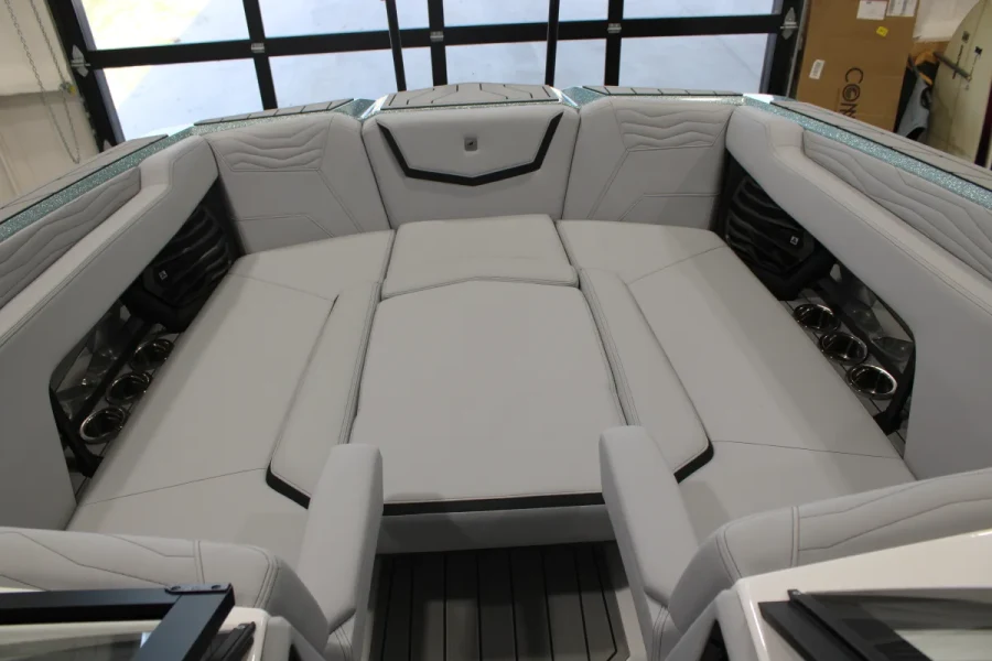 2026-nautique-g25-142500-image2.webp
