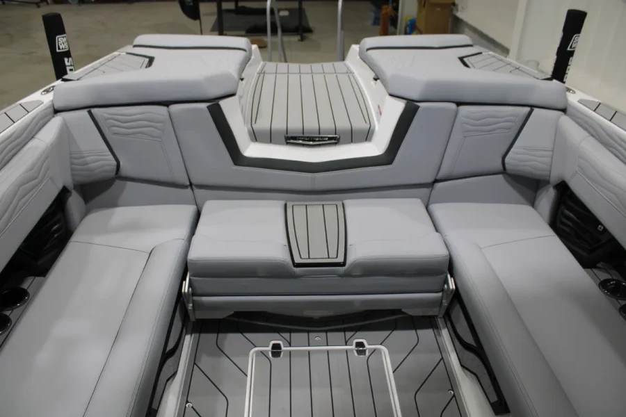 2026-nautique-g25-142500-image6.webp