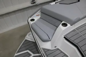2026-nautique-g25-142500-image8.webp