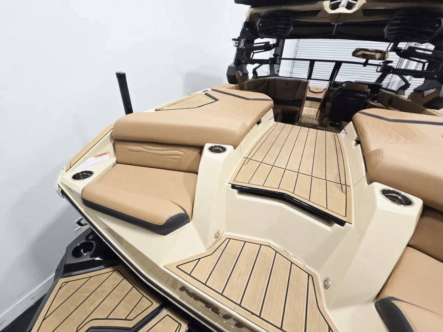 2026-nautique-g23-142506-image5.webp