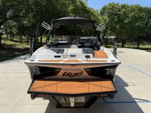 2019-tige-r22-142508-image1.webp