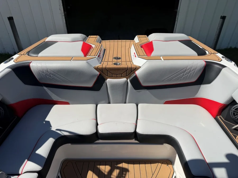 2020-nautique-gs20-142511-image7.webp
