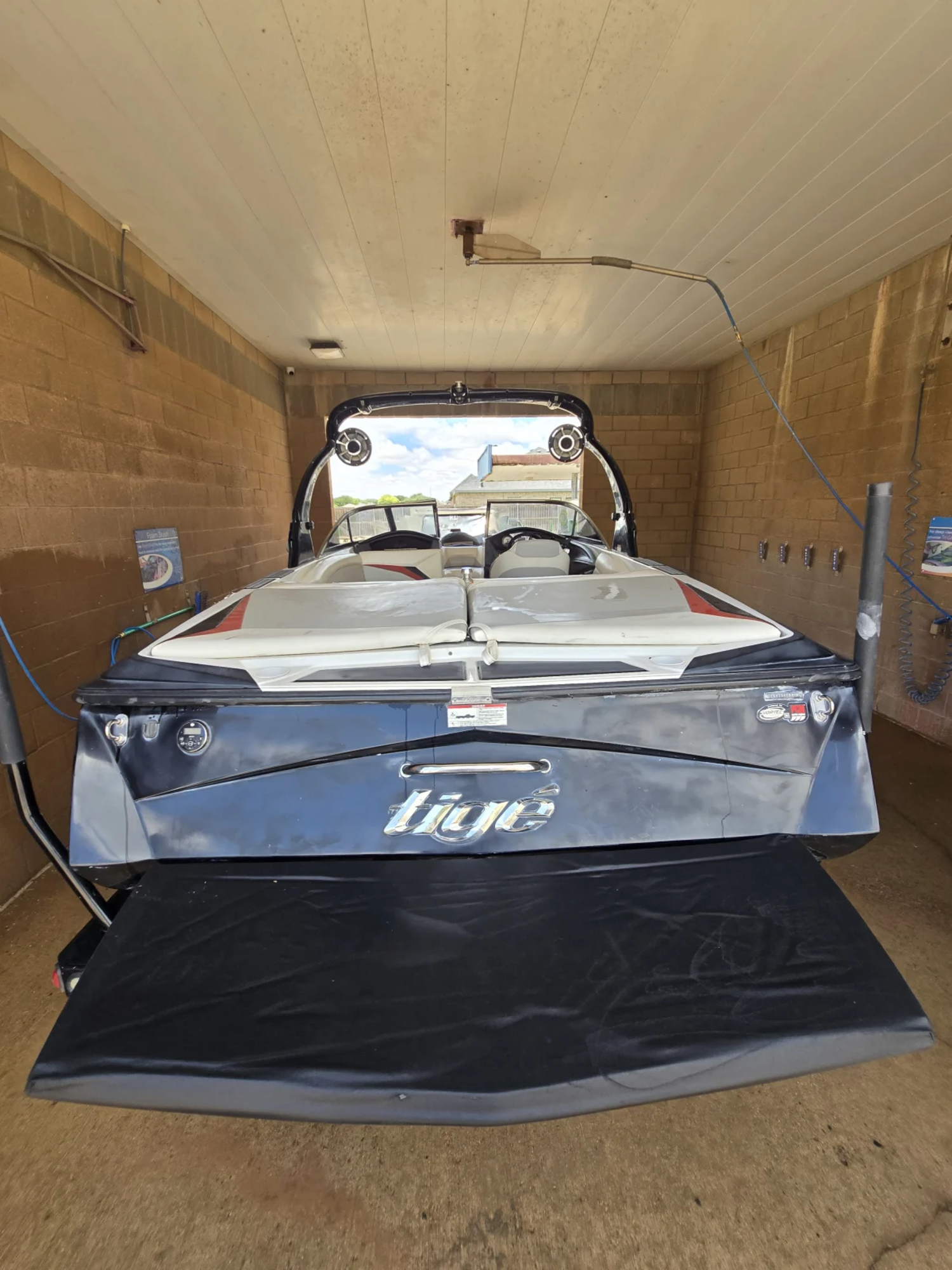 2010 Tige Boats Z1
