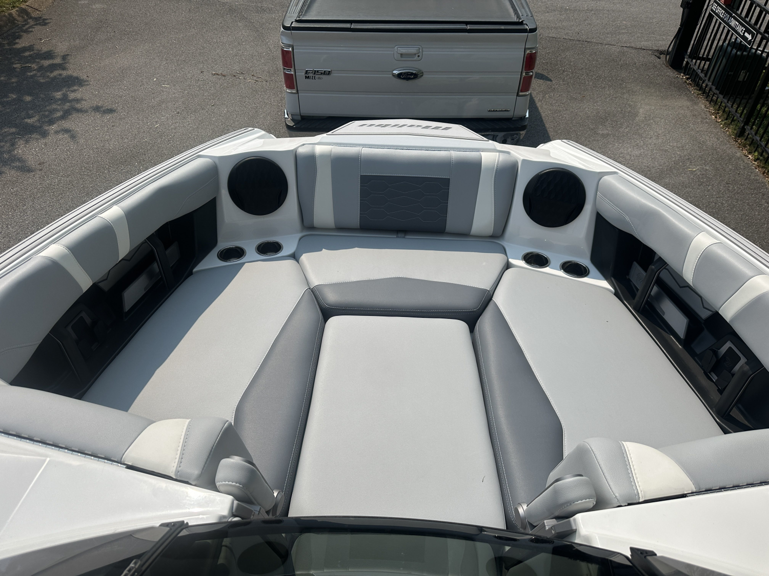 2024 Malibu 23 MXZ