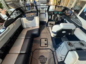 2026-malibu-wakesetter-25-lsv-142527-image10