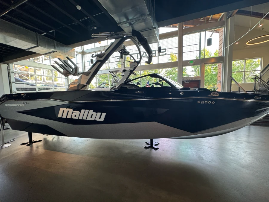2026-malibu-wakesetter-25-lsv-142527-image5