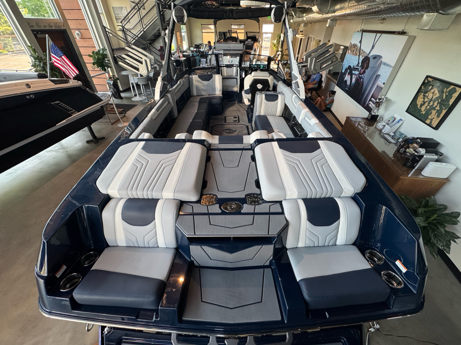 2026 Malibu 25LSV