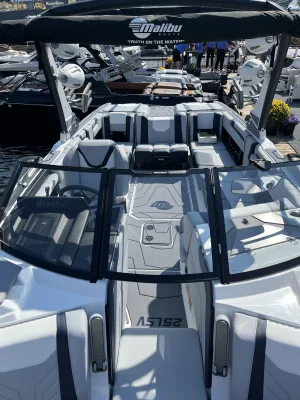 2026-malibu-wakesetter-25-lsv-142528-image7