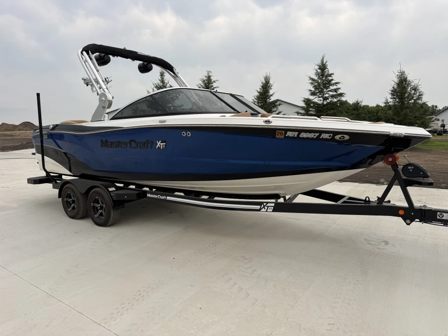2021-mastercraft-xt23-142532-image5