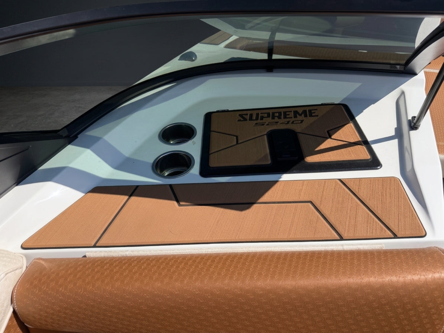 2023 Supreme Boats S240