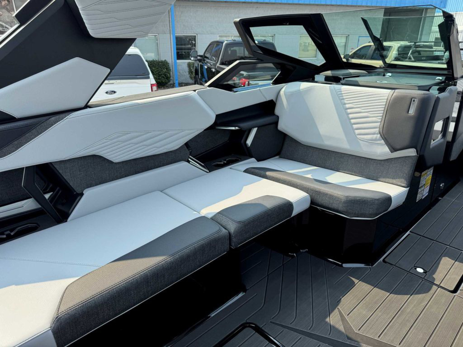 2027 Mastercraft X23