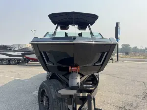 2027-mastercraft-x23-142535-image3