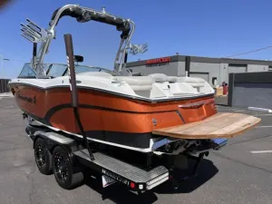 2016-mastercraft-x23-142538-image8