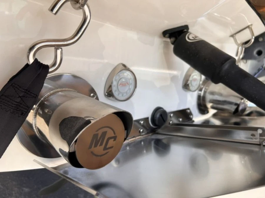 2016-mastercraft-x23-142538-image9