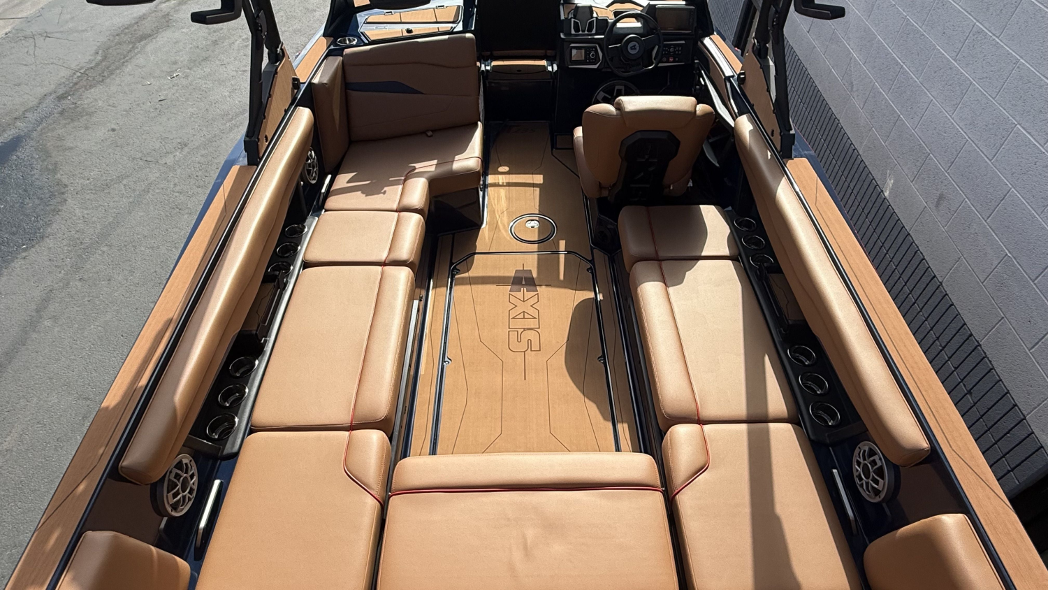 2023 Axis Wake Research T235