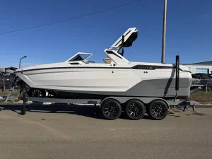 2025-mastercraft-x-star-142556-image0.webp