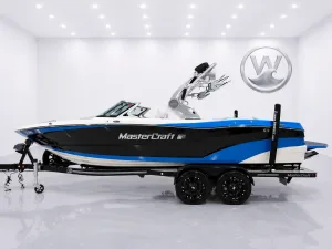 2018-mastercraft-xt23-142567-image3.webp