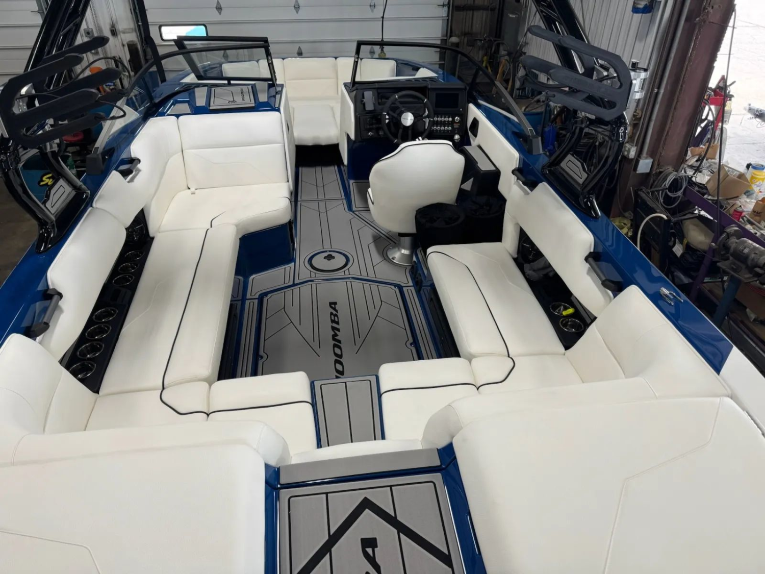 2026 MOOMBA MAX