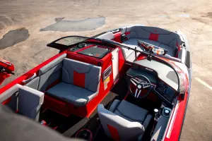 2027-mastercraft-xt24-140344-image15.webp