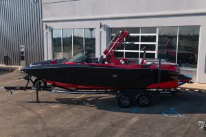 2027-mastercraft-xt24-140344-image4.webp
