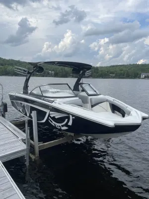 2012 Tige Boats RZR Icon
