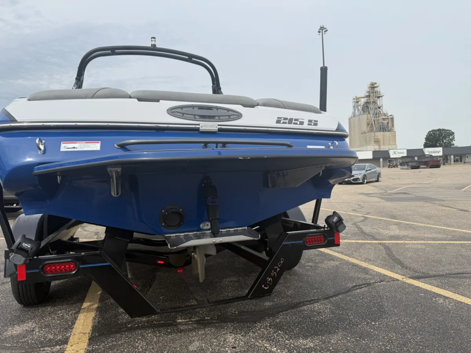 2025 SANGER V215 SURF