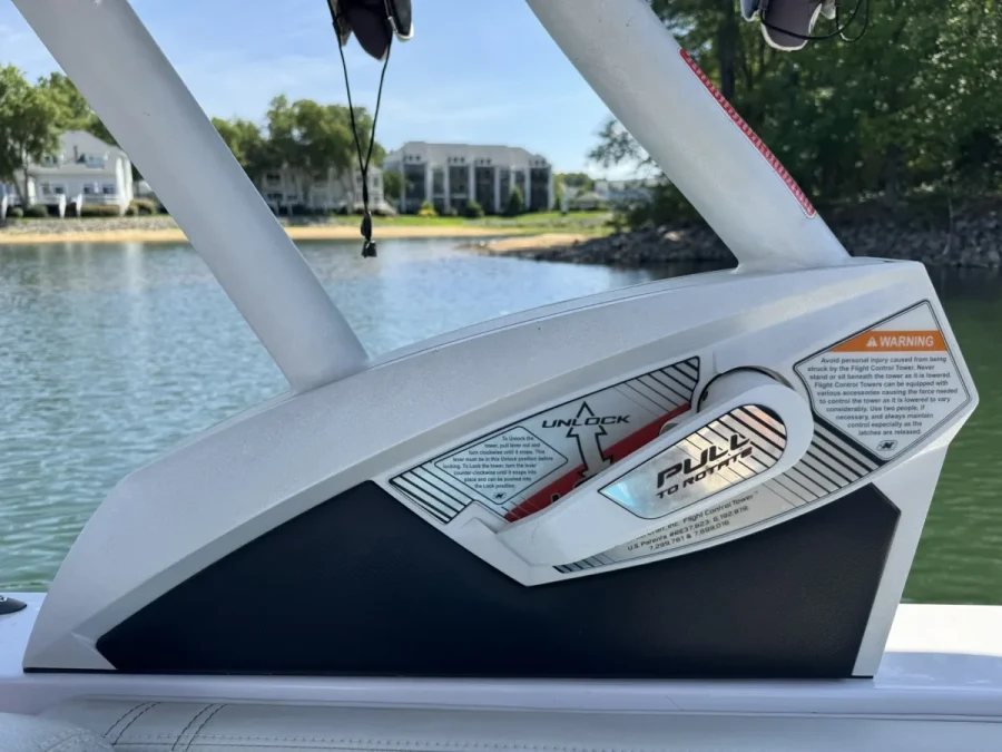 2015-nautique-super-air-nautique-230-140355-image7.webp