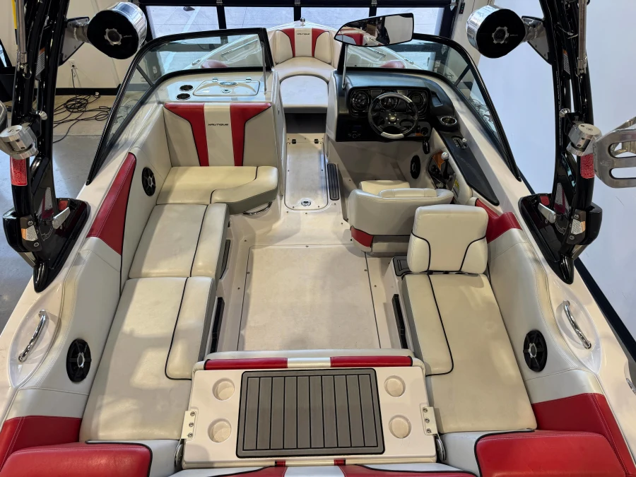 2011-nautique-super-air-nautique-210-140369-image12