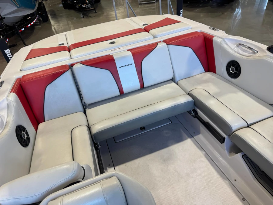 2011-nautique-super-air-nautique-210-140369-image15