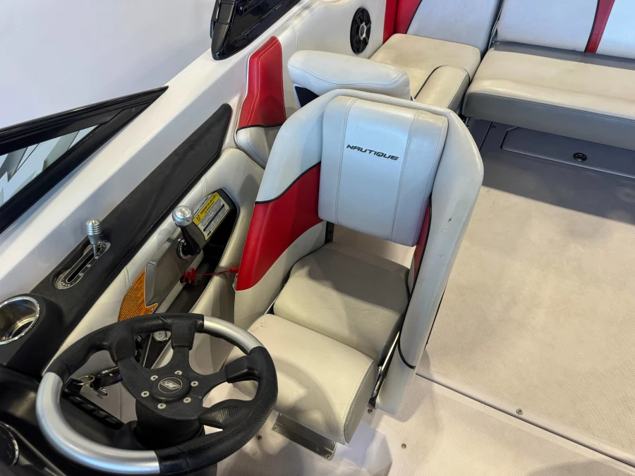 2011-nautique-super-air-nautique-210-140369-image20