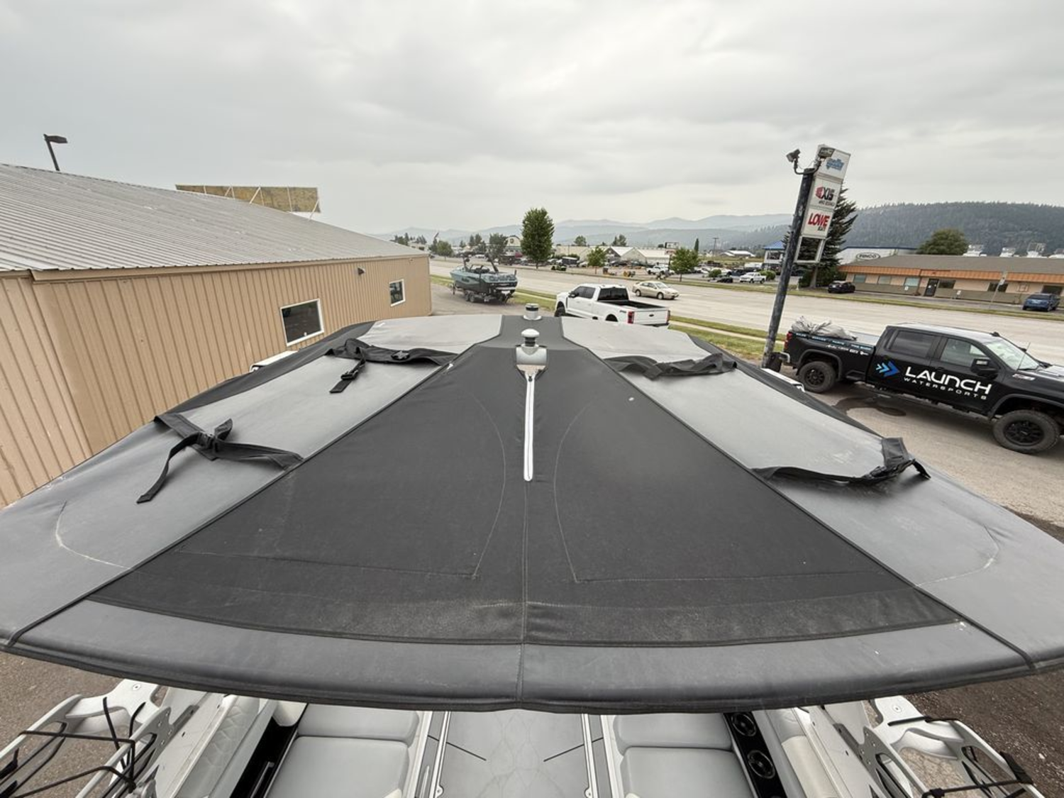 2023 Malibu Boats M220