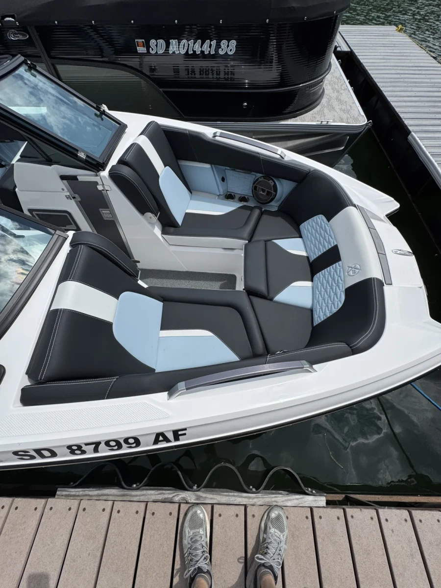 2022-mastercraft-x22-140392-image5.webp
