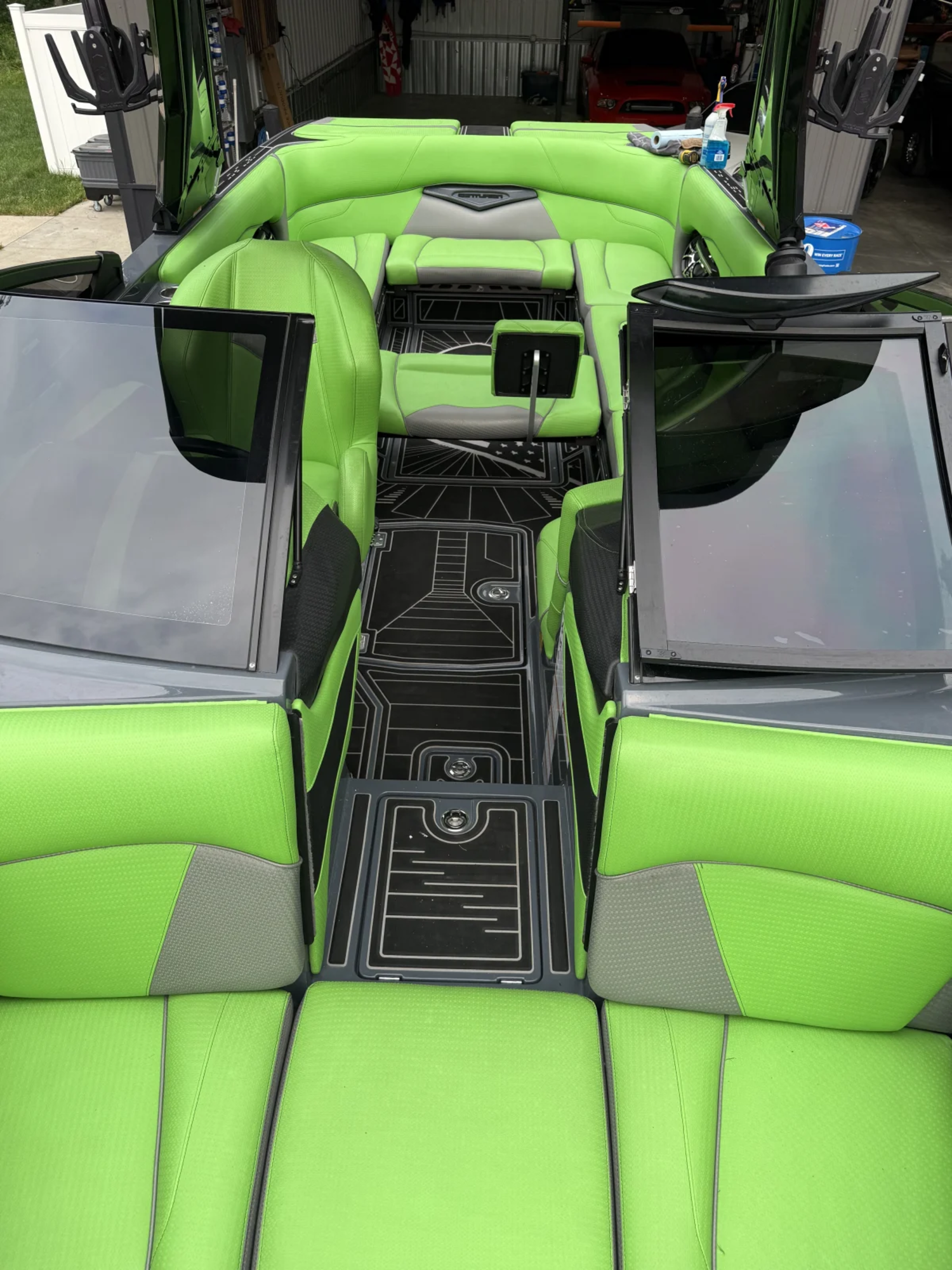 2020 Centurion Boats Ri257   Huge stereo