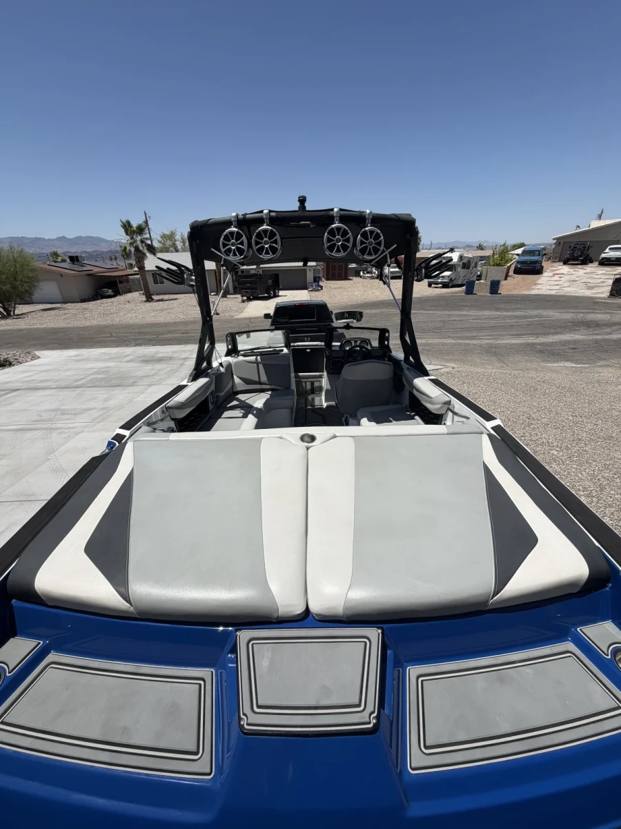 2018-axis-t22-140403-image7.webp