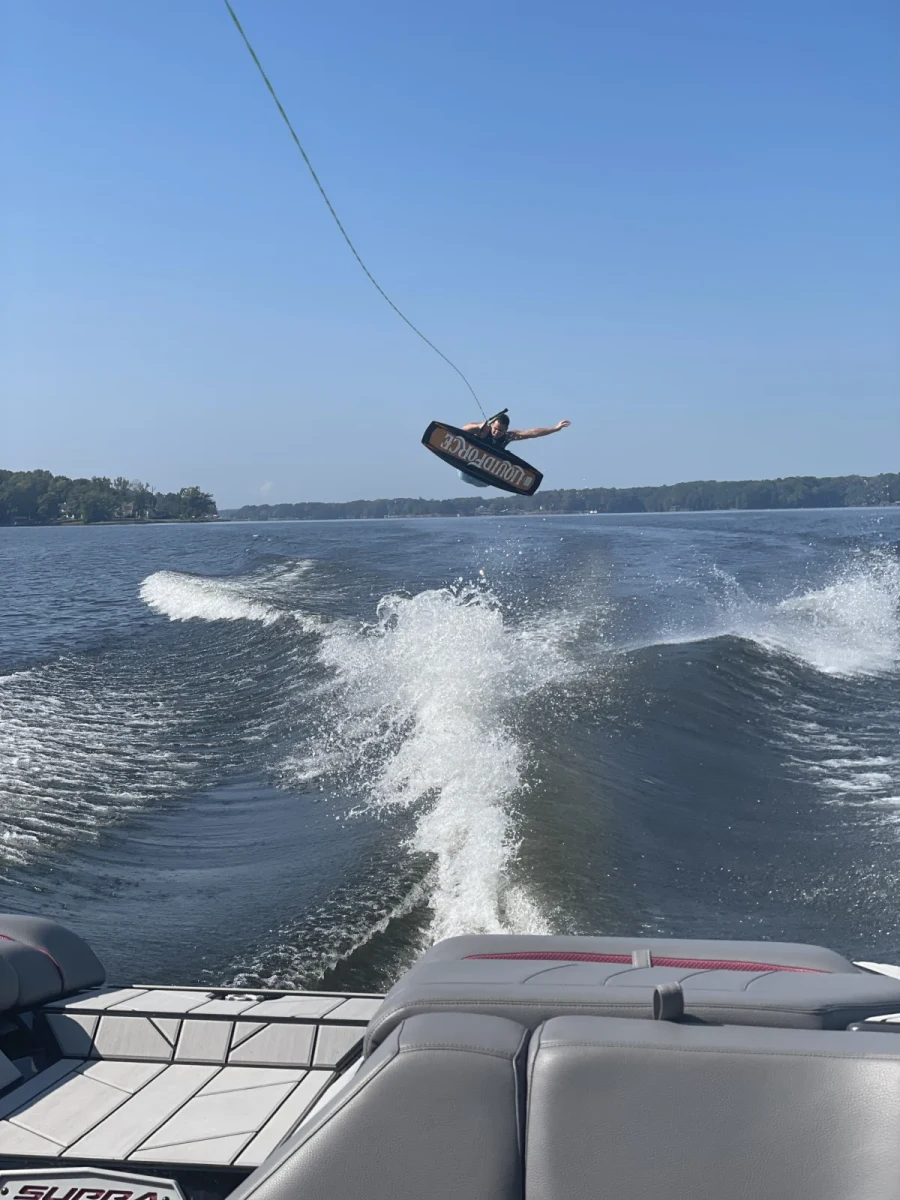 2019-supra-se-140404-image17.webp