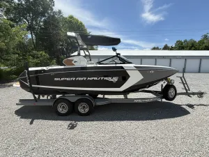 2019-nautique-g23-140466-image3.webp