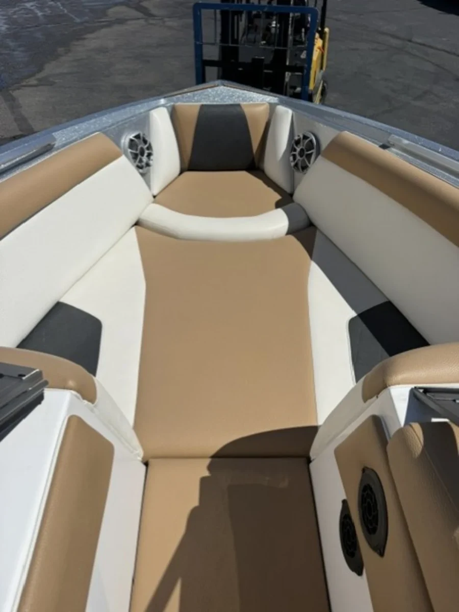 2018-tige-r23-140488-image2.webp