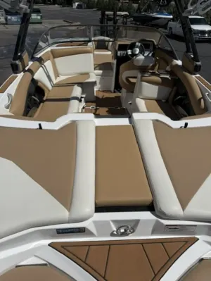 2018-tige-r23-140488-image3.webp
