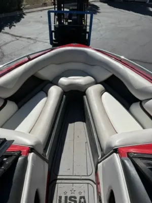 2005-malibu-wakesetter-vlx-140490-image1.webp