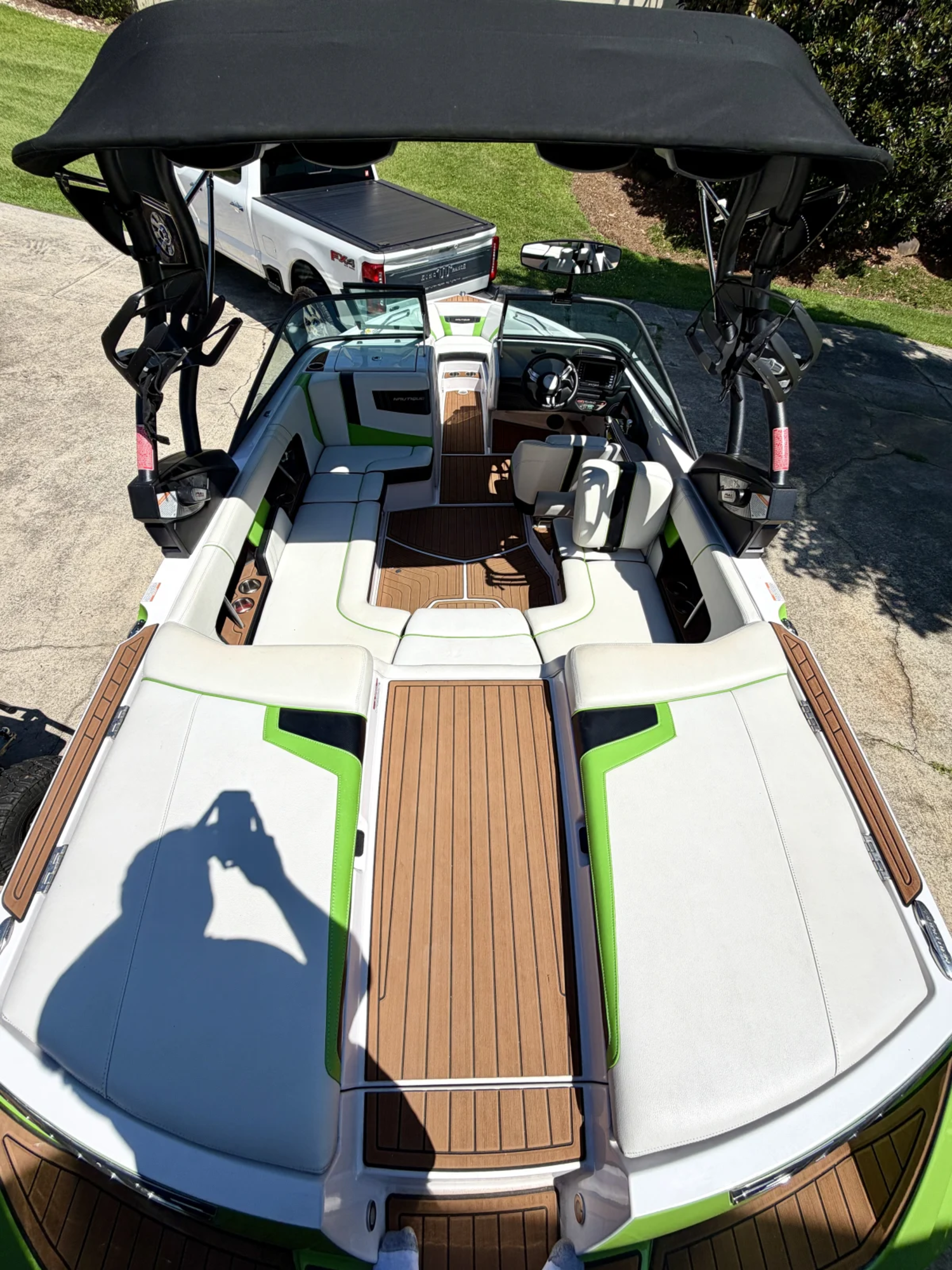 2015 Super Air Nautique 210