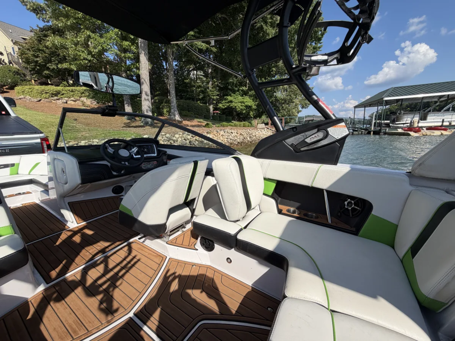 2015 Super Air Nautique 210